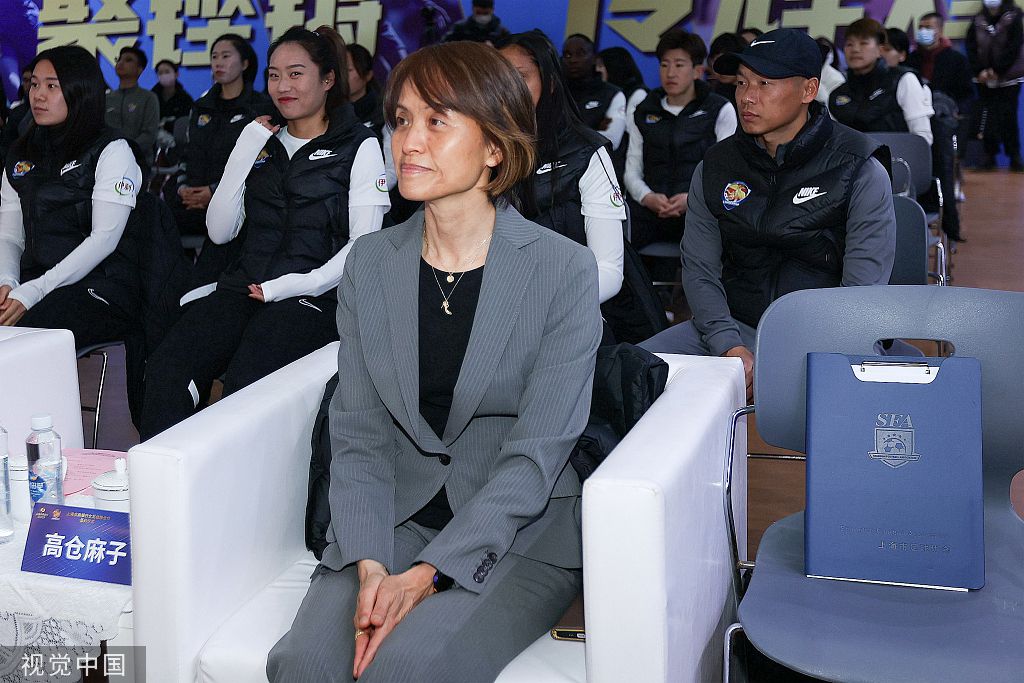 你知道三亿美元都他妈快二十亿人民币了，老子当初买一整颗也才花了这个数啊。